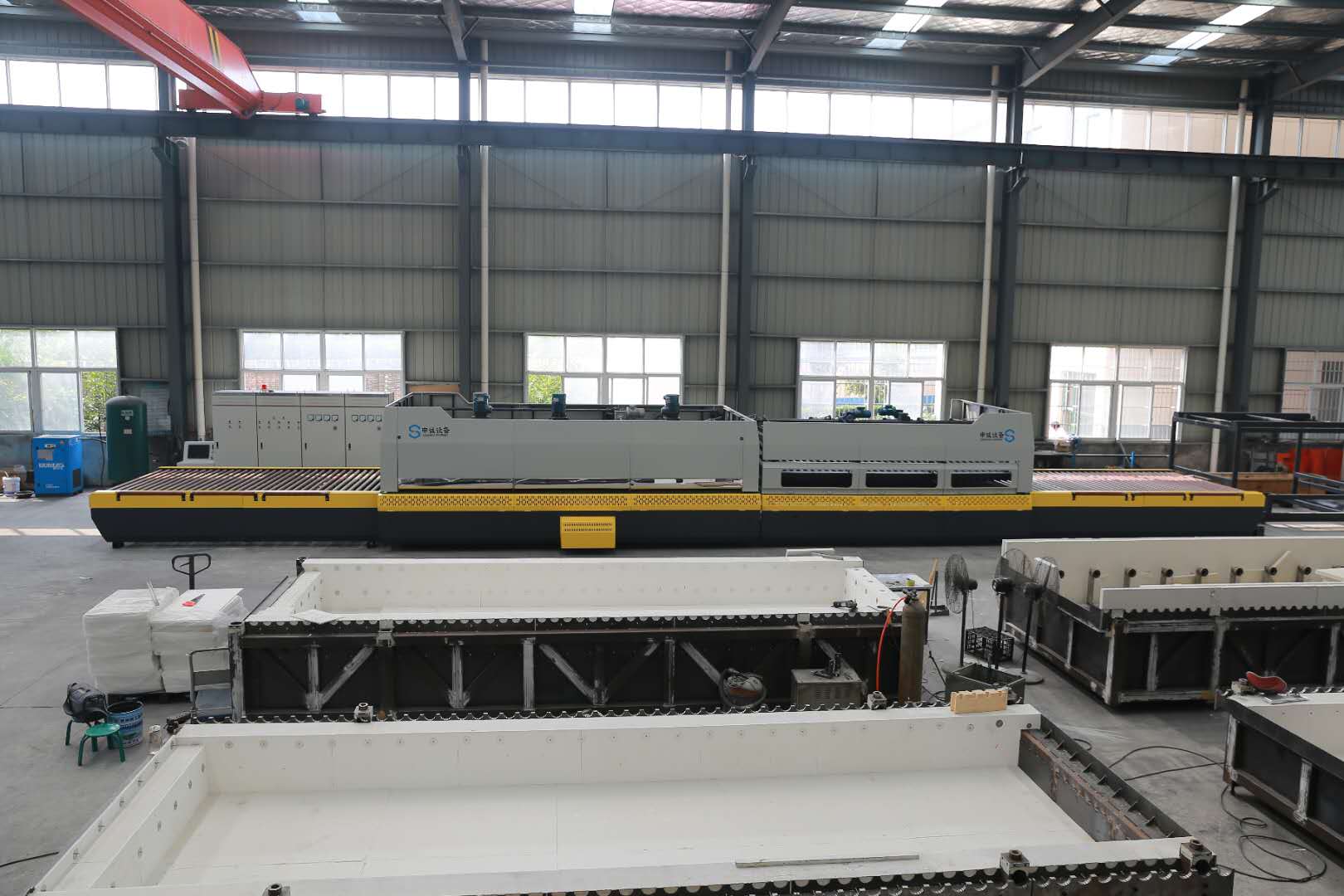 淋浴房是鋼化玻璃了，為什么還要貼膜？